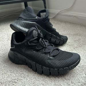 Excellent- Nike Metcon M7.5/W8 - 8.5 Blk